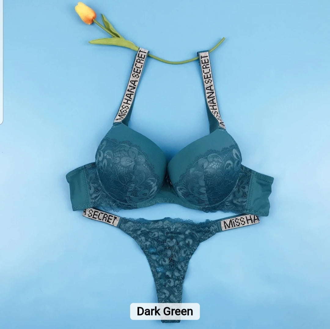 EMBRIODERD BRA SET