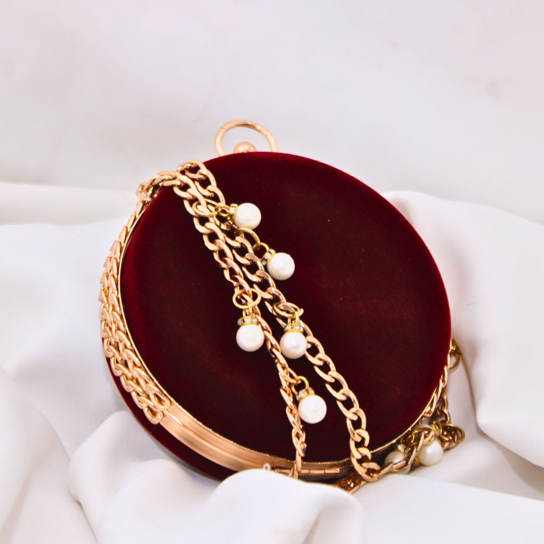 Round Pearl Clutch