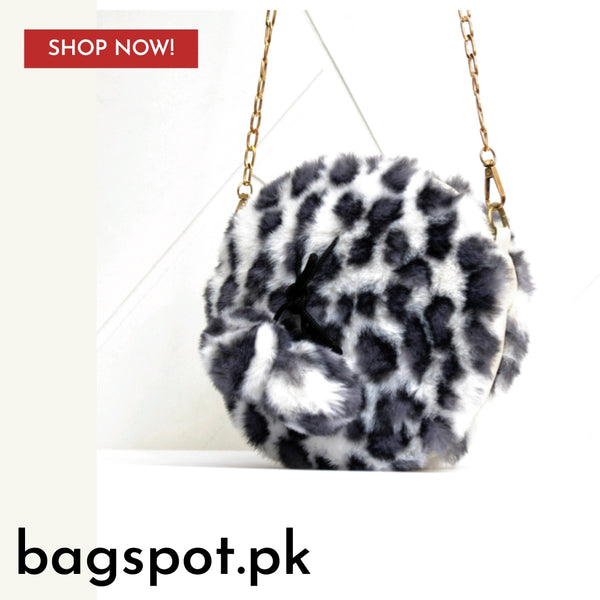 Fluffy crossbody bag